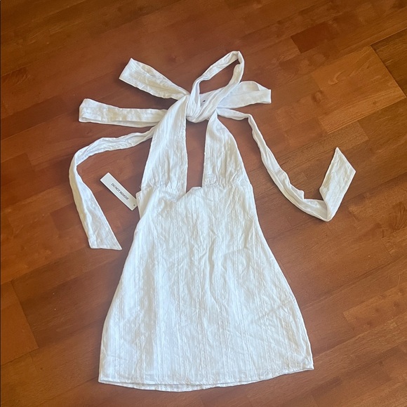 Princess Polly Halter Dress - Picture 5 of 5